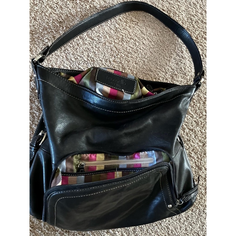 Tignanello 1989 Vintage Black Genuine Leather Shoulder Bag with Front Zip Pocket - Picture 4 of 5